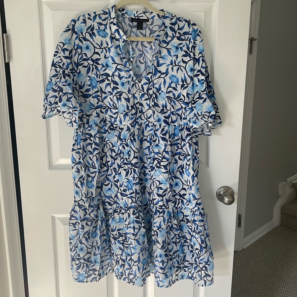 A Pea In The Pod Maternity Dress